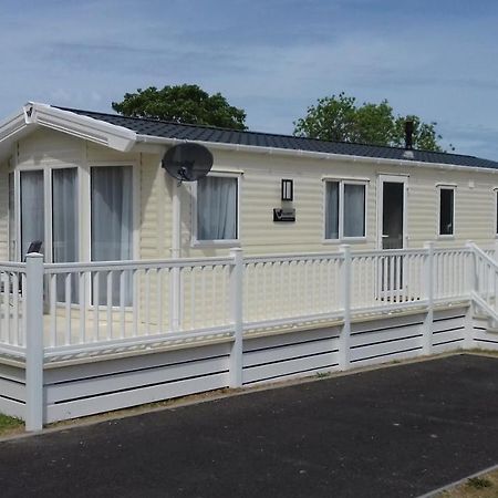 Porth Retreat At Newquay Bay Resort Exterior photo