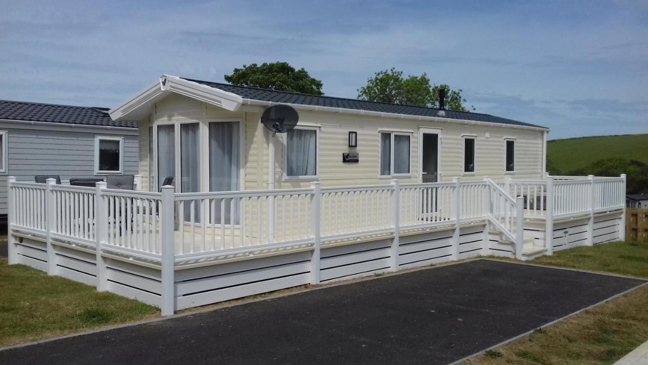 Porth Retreat At Newquay Bay Resort Exterior photo
