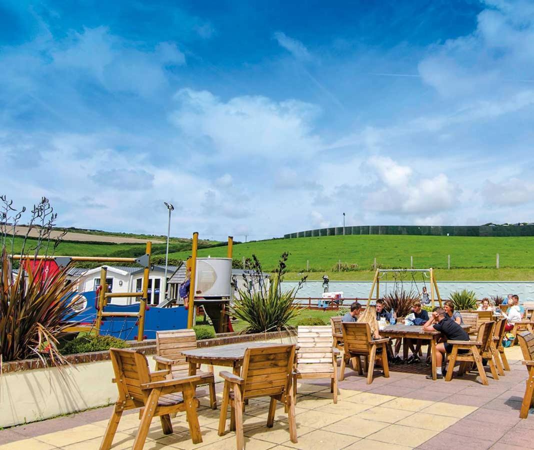 Porth Retreat At Newquay Bay Resort Exterior photo